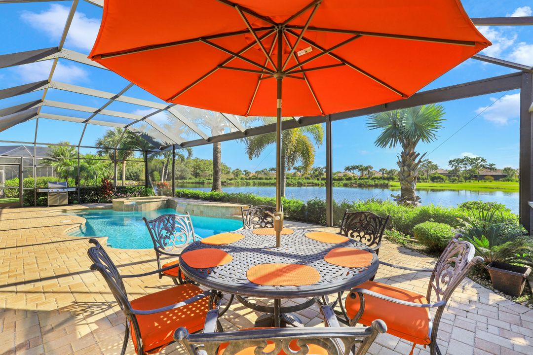 9661 Cobalt Cove Cir, Naples, FL 34120