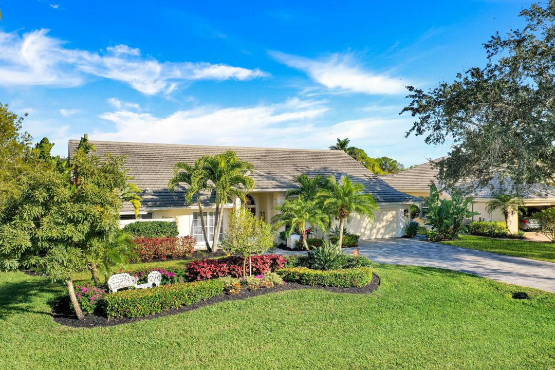 28381 Sombrero Dr, Bonita Springs, FL 34135