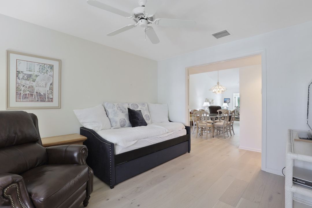 5895 Chanteclair Dr #122, Naples, FL 34108