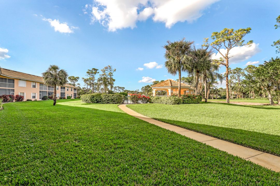 565 Augusta Blvd  #2-4, Naples, FL 34113