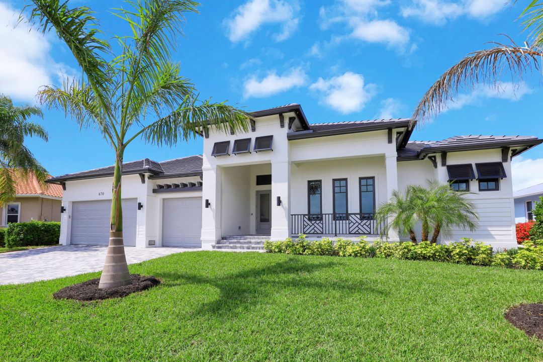 670 Amber Dr, Marco Island, FL 34145