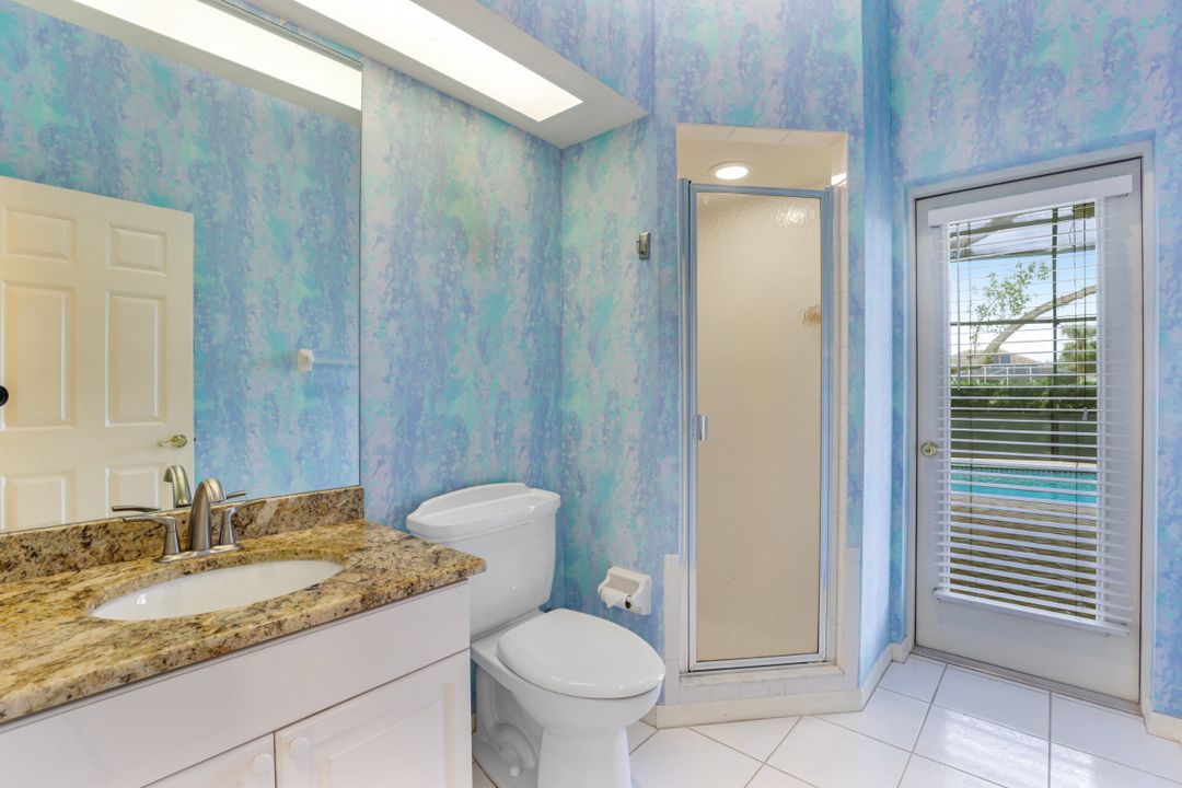 9926 Ortega Ln, Bonita Springs, FL 34135