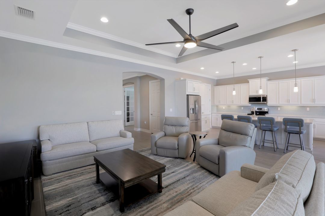 14740 Windward Ln, Naples, FL 34114