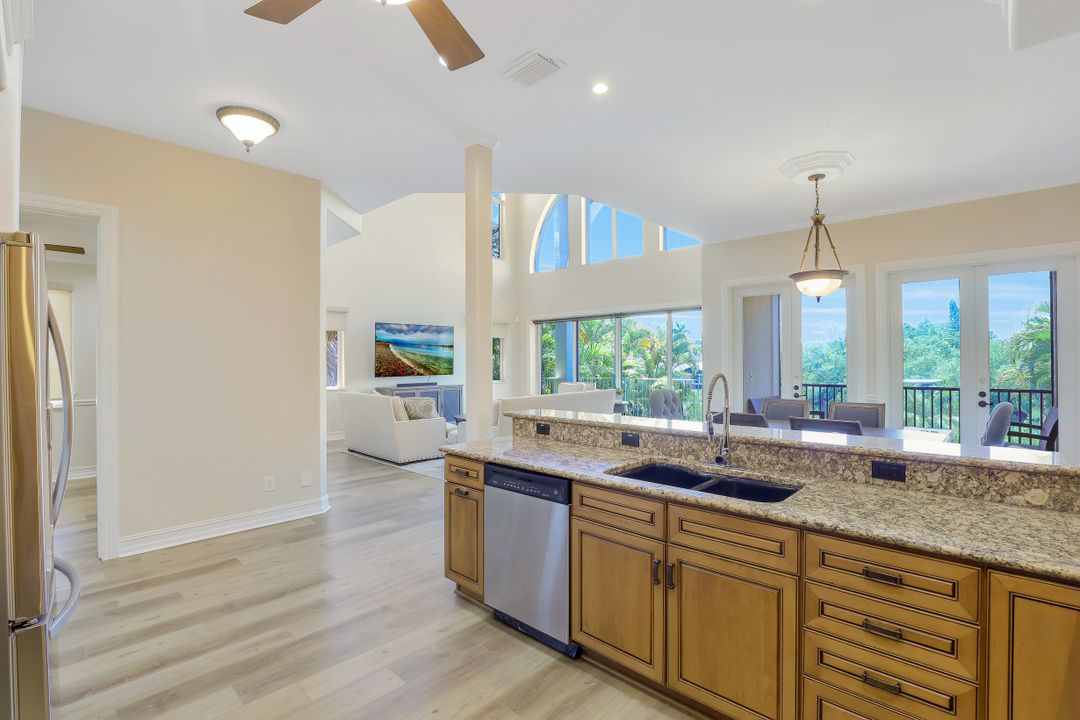 27810 Forester Dr, Bonita Springs, FL 34134