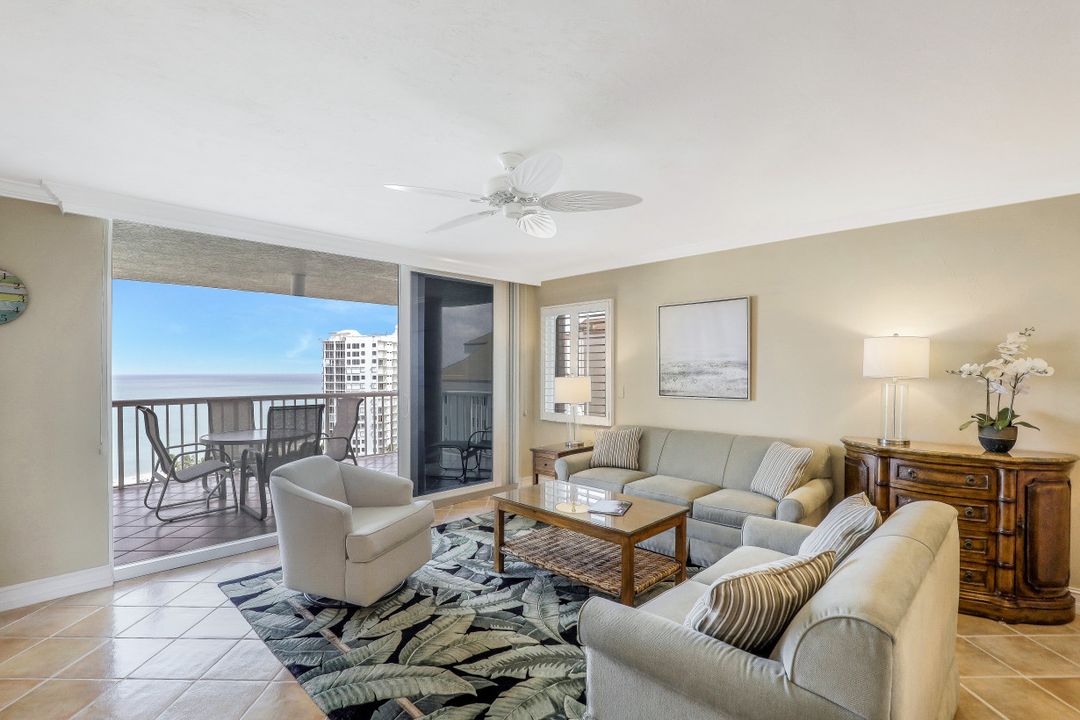 40 Seagate Dr #1203, Naples, FL 34103