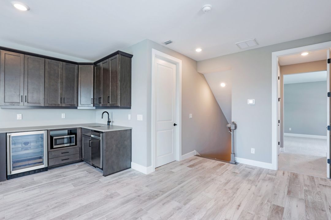 11430 Canal Grande Dr, Fort Myers, FL 33913