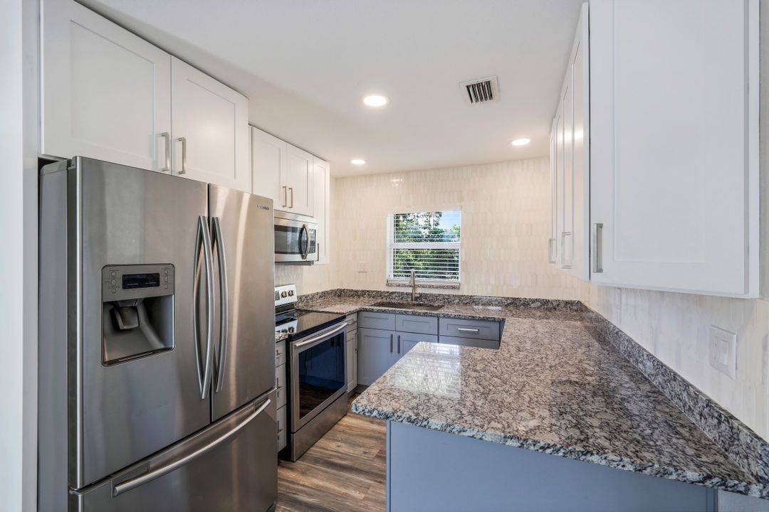 1401 Keuka Ave, North Fort Myers, FL 33917