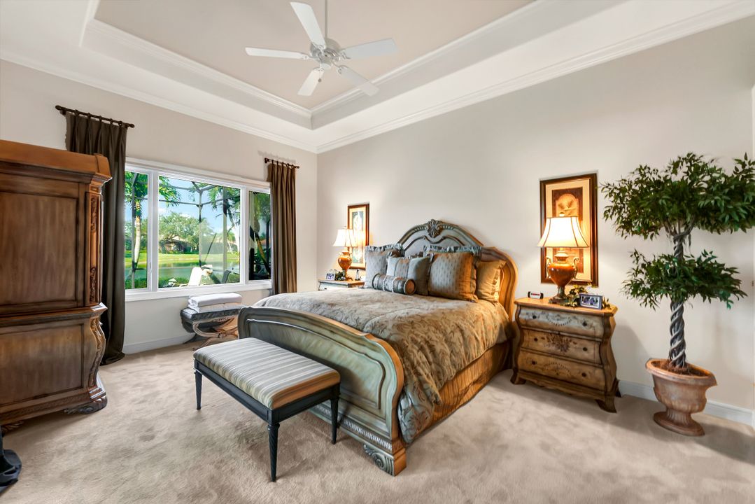 6000 Hammock Isles Cir, Naples, FL 34119