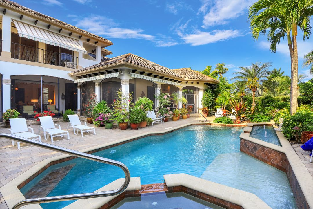 510 Anchor Rode Dr, Naples, FL 34103