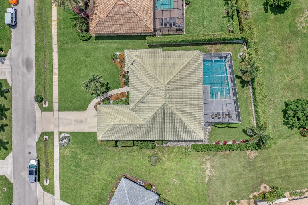 570 Elk Cir, Marco Island, FL 34145