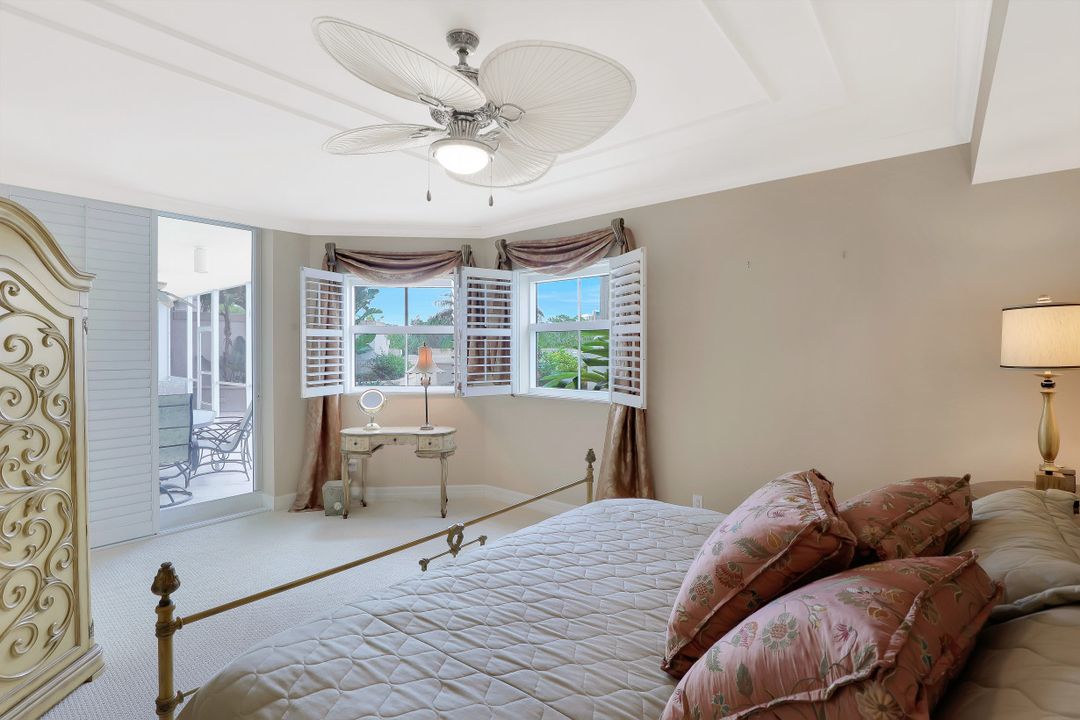 295 Grande Way #2, Naples, FL 34110