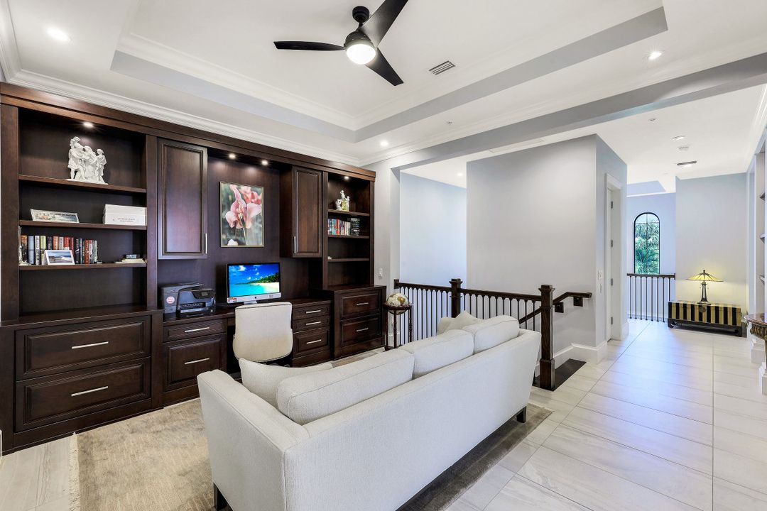 16380 Corsica Way #201, Naples, FL 34110