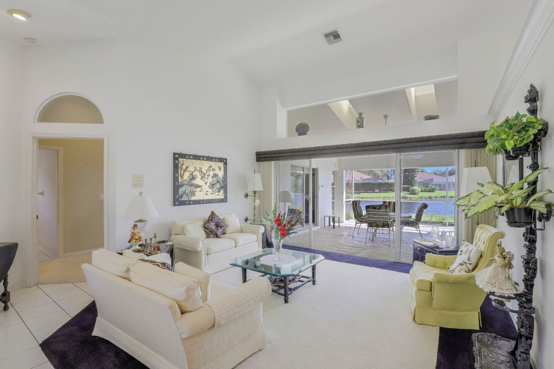 11708 Longshore Way W, Naples, FL 34119