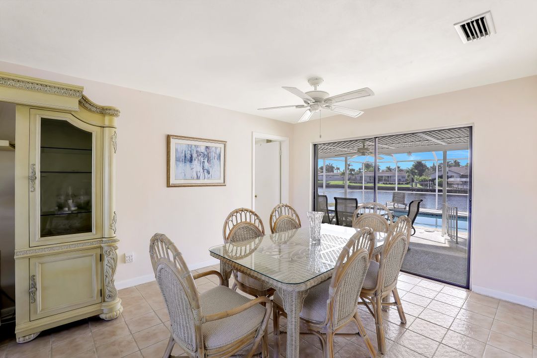 5386 Del Monte Ct, Cape Coral, FL 33904