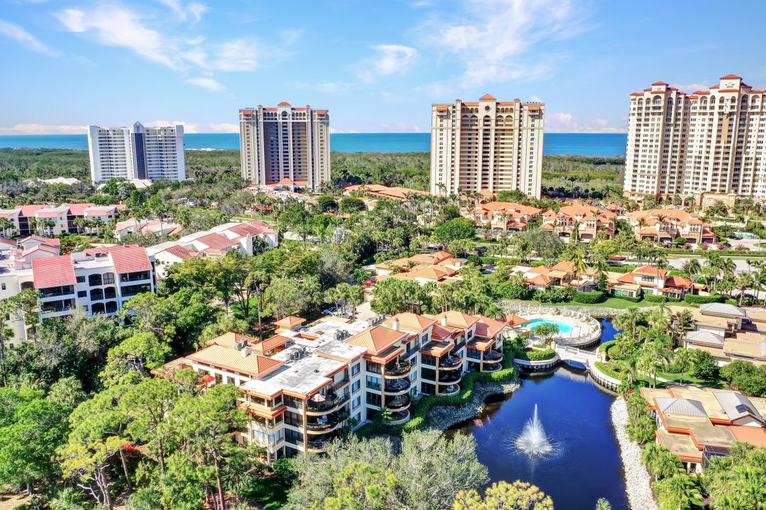 6710 Pelican Bay Blvd #435, Naples, FL 34108