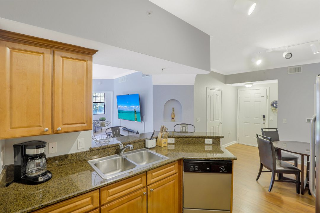 12970 Positano Cir #102, Naples, FL 34105