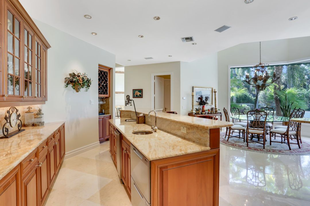 4309 Brynwood Dr, Naples, FL 34119