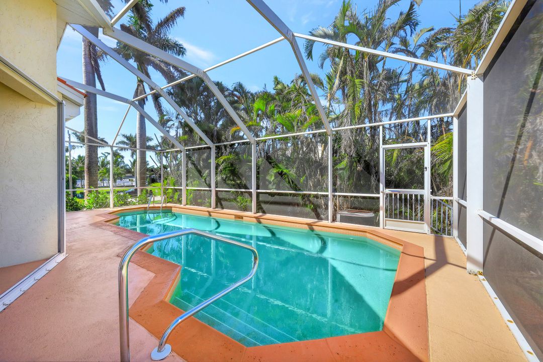 225 Dan River Ct, Marco Island, FL 34145