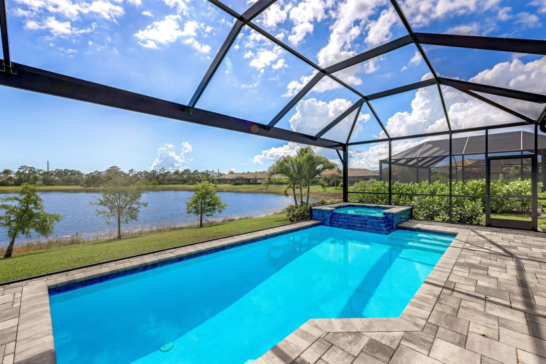 19596 Estero Pointe Ln, Fort Myers, FL 33908