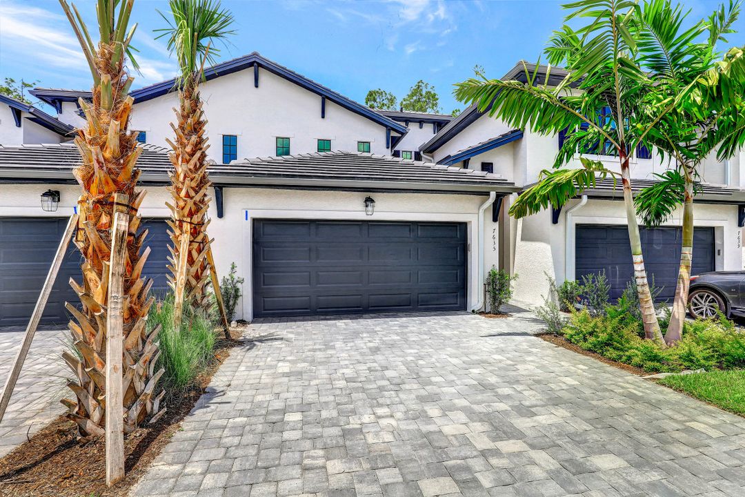 7635 Morgan Way, Naples, FL 34119