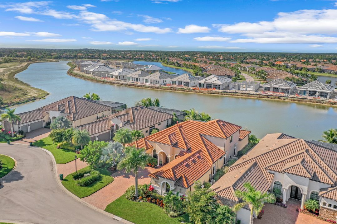 3341 Fanny Bay Ln, Naples, FL 34114