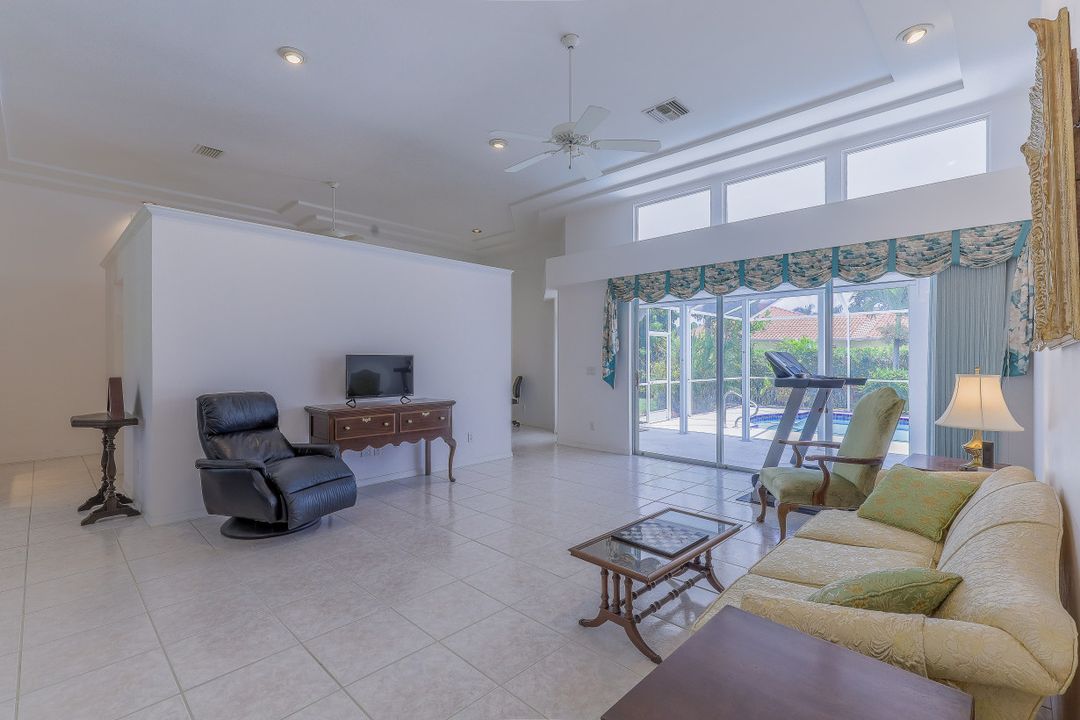 28070 Winthrop Cir, Bonita Springs, FL 34134