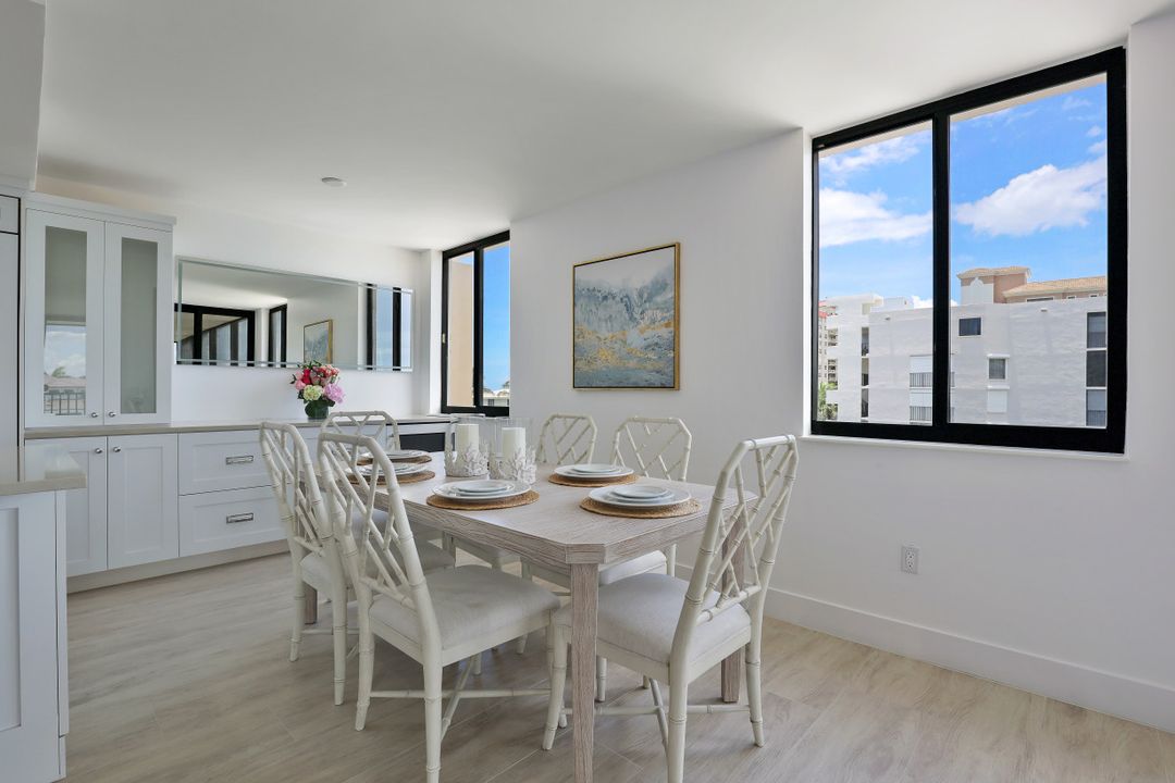 10482 Gulf Shore Dr #231, Naples, FL 34108