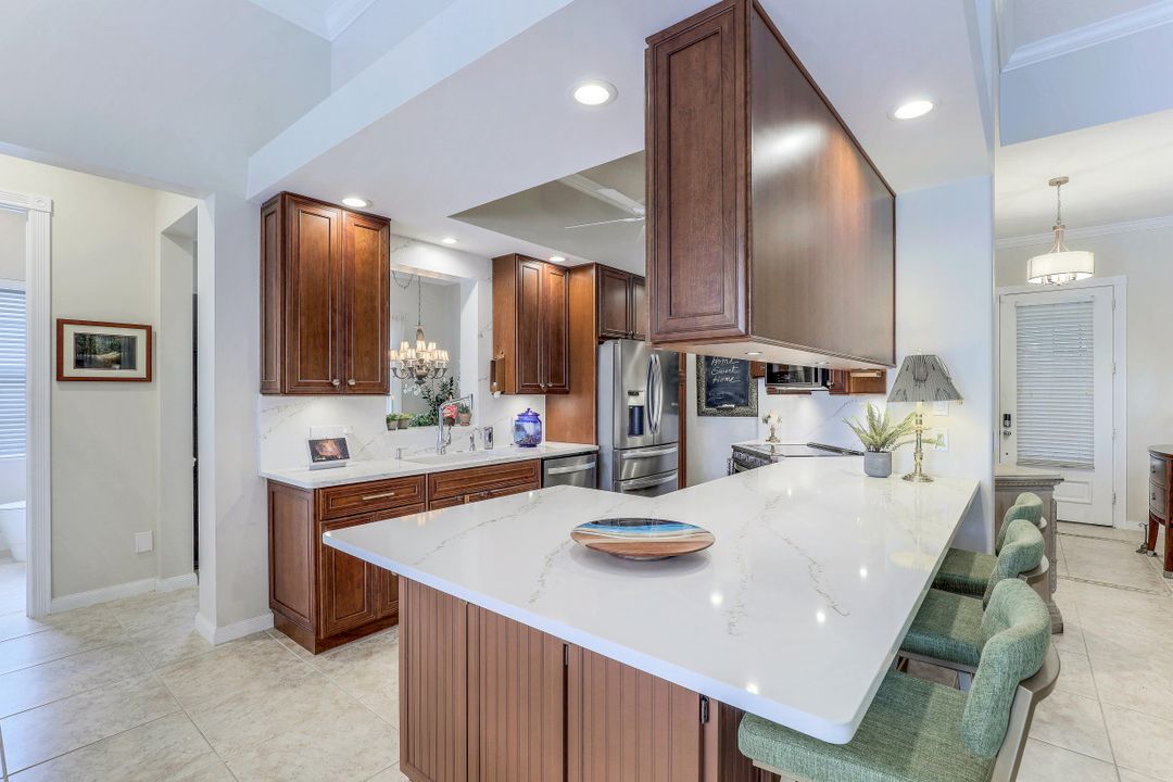 2909 Hatteras Way, Naples, FL 34119