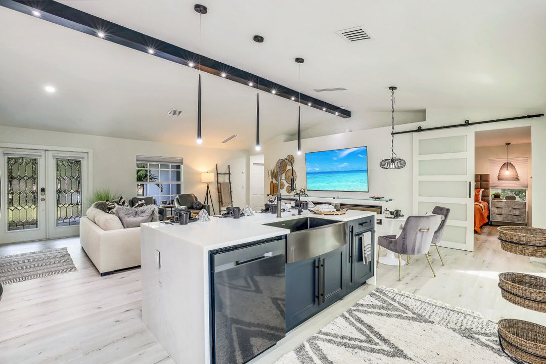 5754 Lancewood Way, Naples, FL 34116