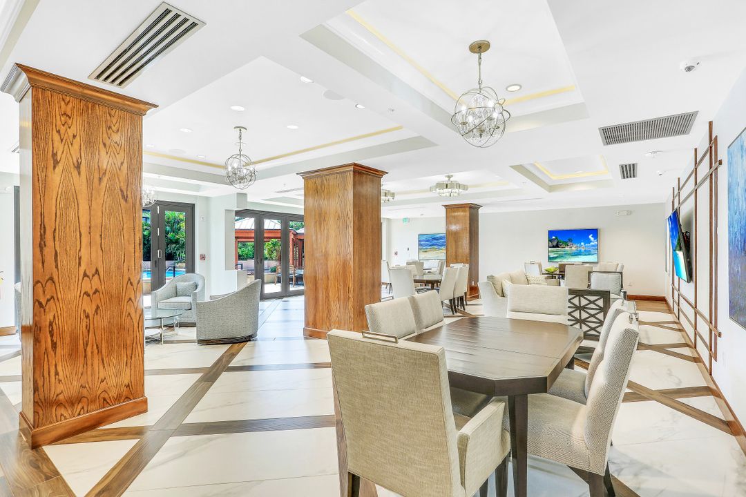 6075 Pelican Bay Blvd #506, Naples, FL 34108