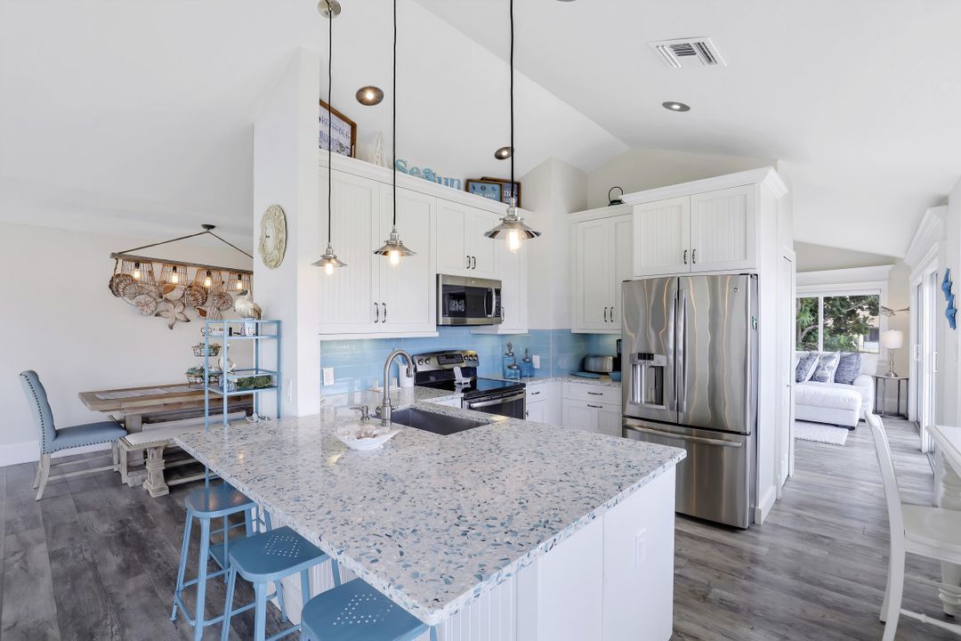 1672 Villa Ct, Marco Island, FL 34145