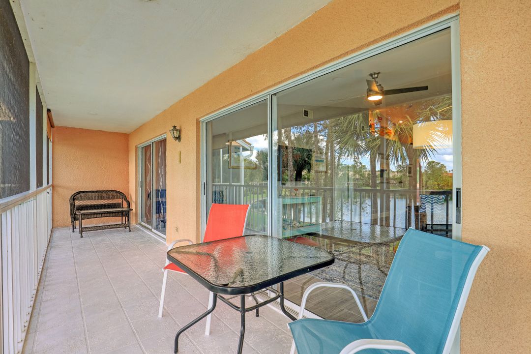 2348 Hidden Lake Dr #702, Naples, FL 34112