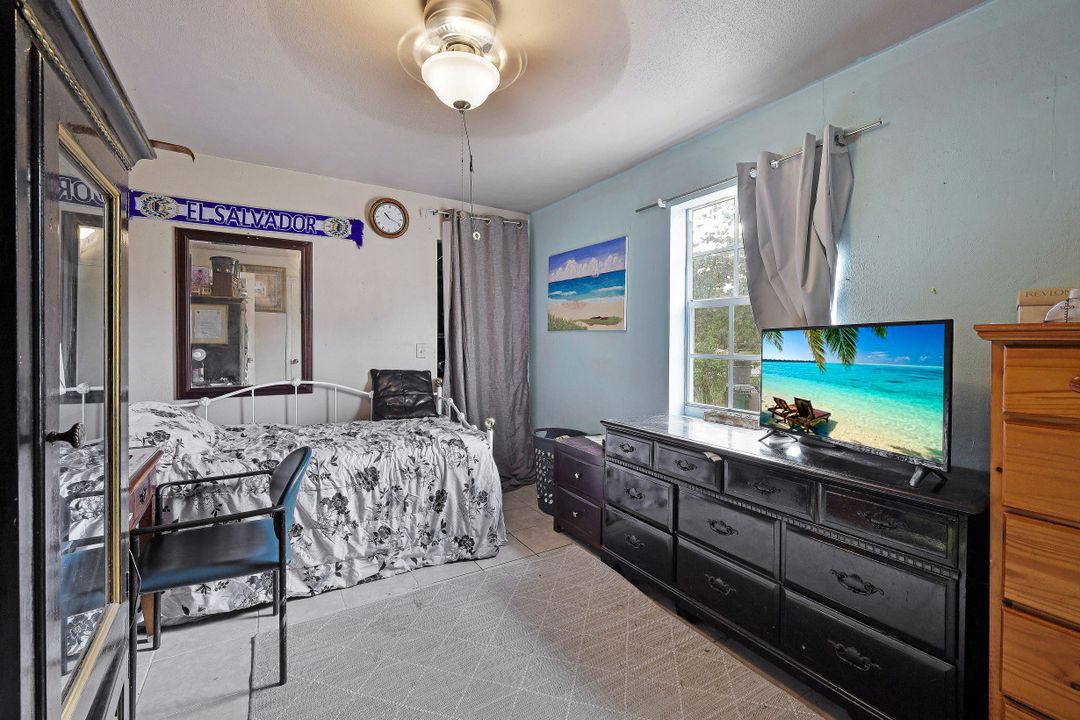 27556 Nevada St, Bonita Springs, FL 34135