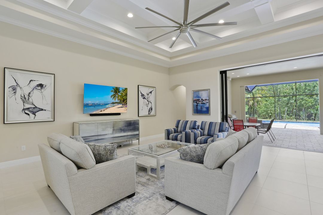 12774 Dundee Ln, Naples, FL 34120