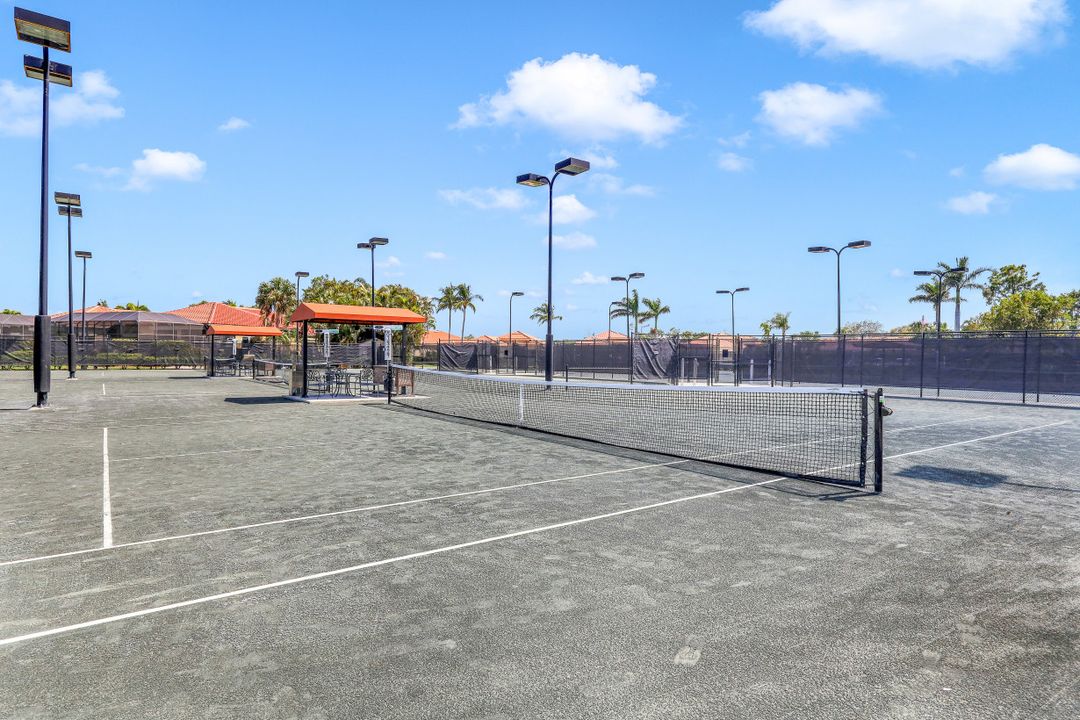 28625 Pienza Ct, Bonita Springs, FL 34135