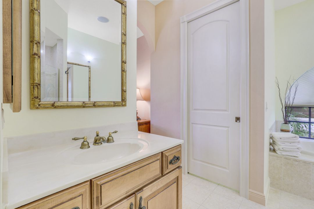 2606 El Dorado Pkwy W, Cape Coral, FL 33914