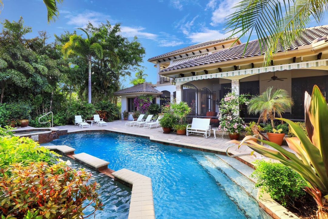 510 Anchor Rode Dr, Naples, FL 34103