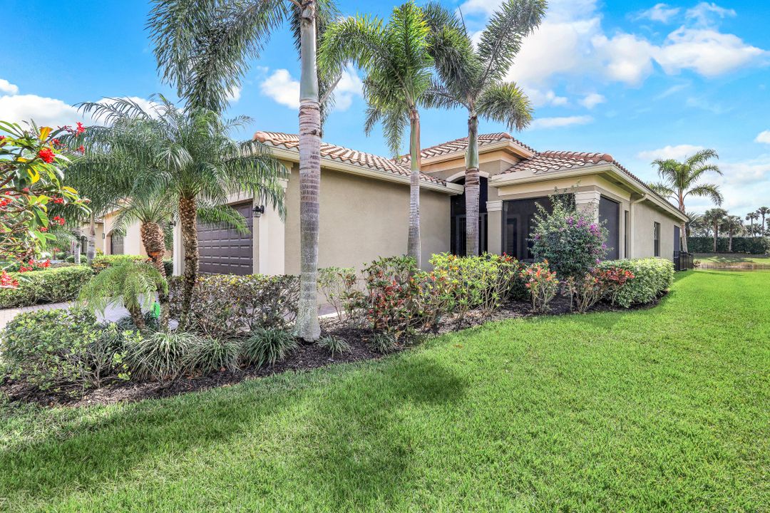 11558 Meadowrun Cir, Fort Myers, FL 33913