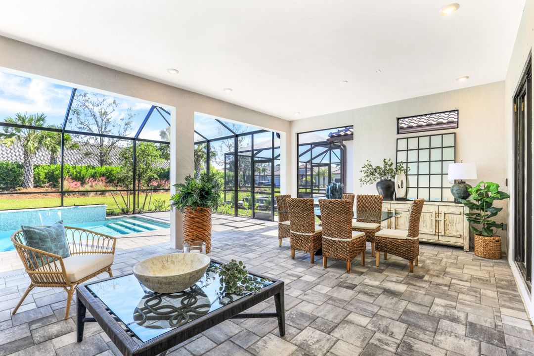 8924 Cappello Ct, Naples, FL 34119