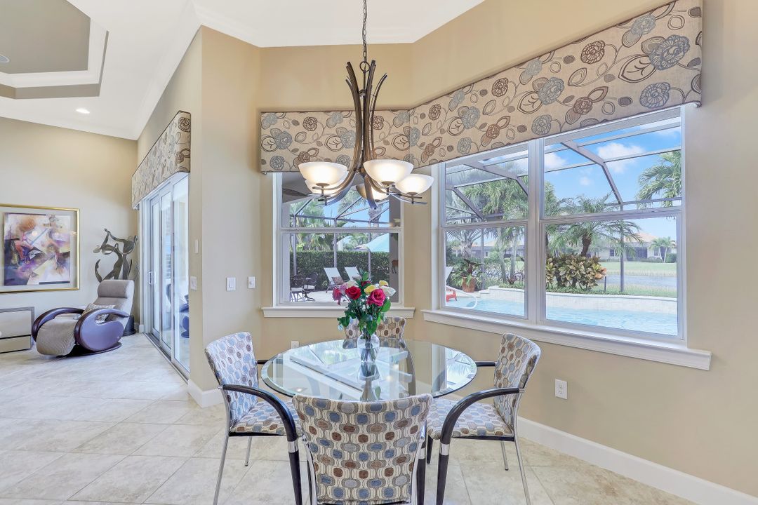 9403 Copper Rock Ct, Naples, FL 34120