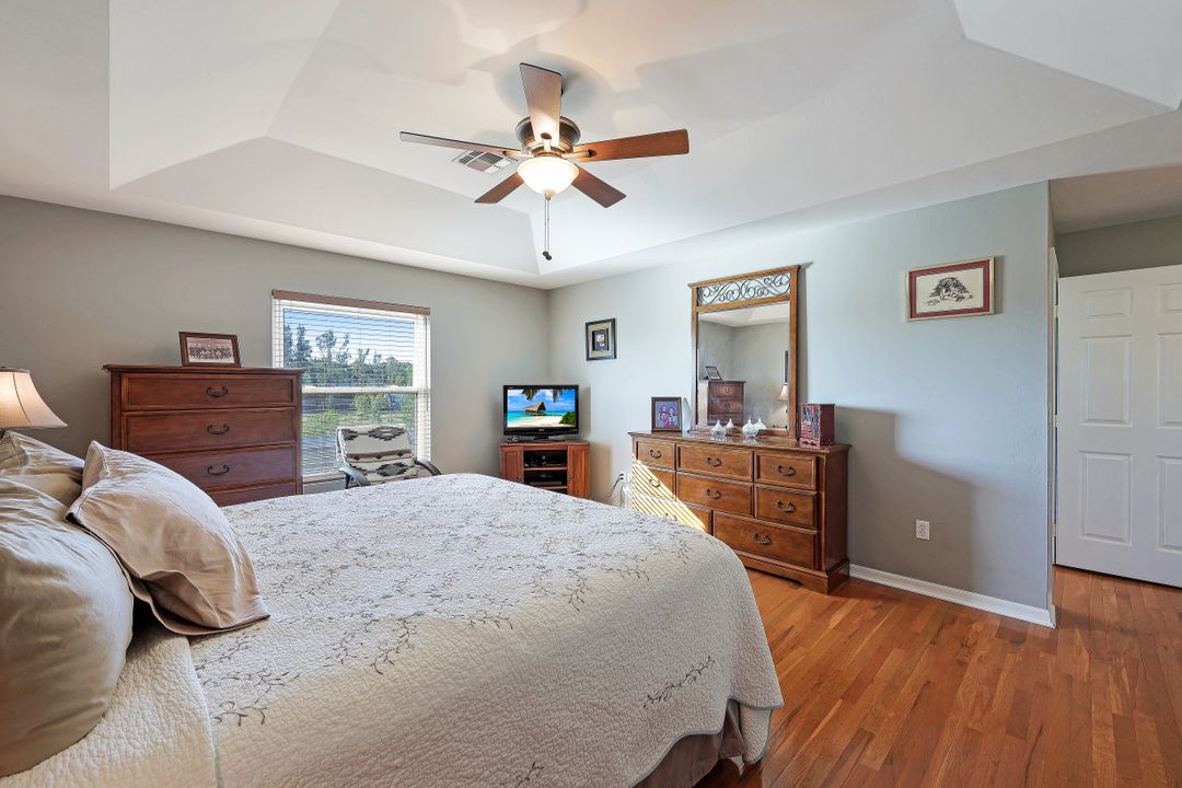 18251 Lynn Rd, North Fort Myers, FL 33917