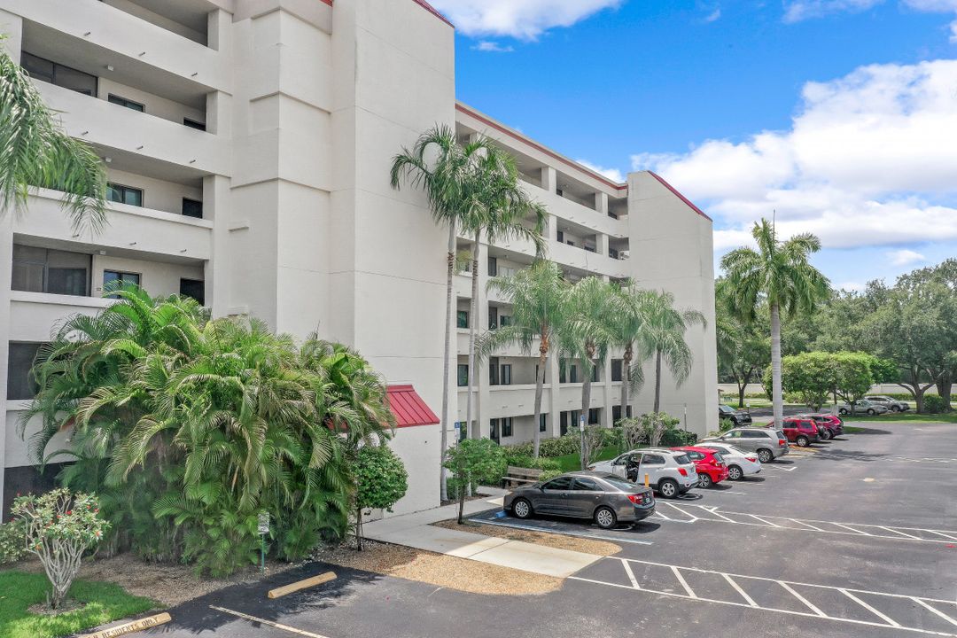 7406 Lake Breeze Dr APT 519, Fort Myers, FL 33907