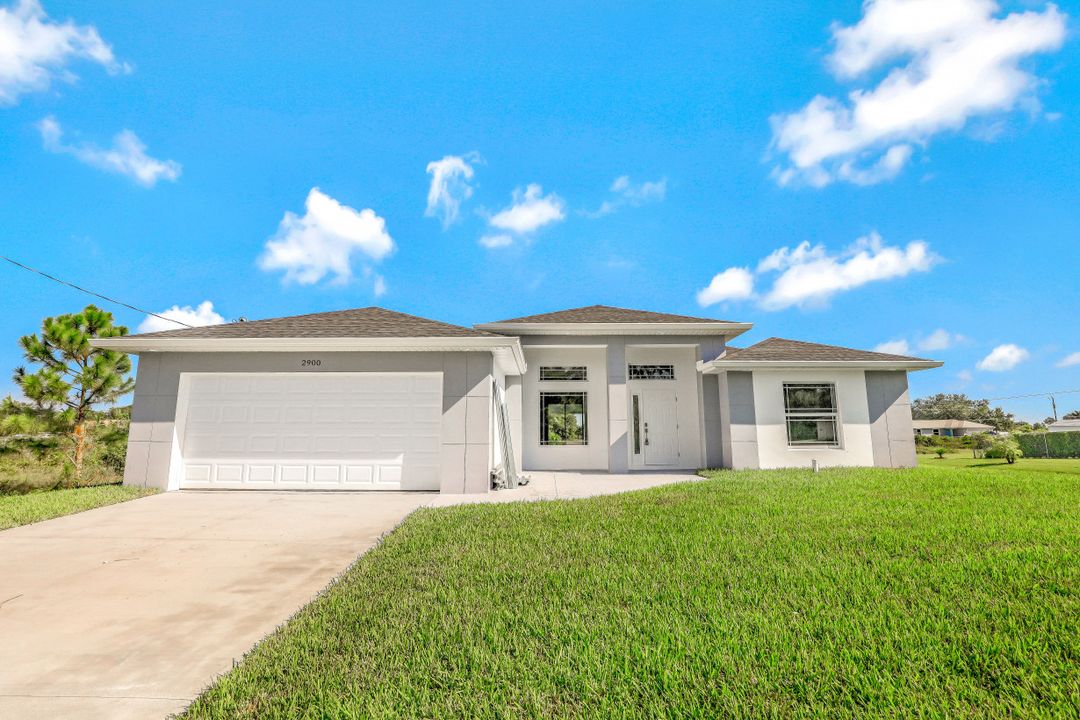 2900 51st St SW, Lehigh Acres, FL 33976