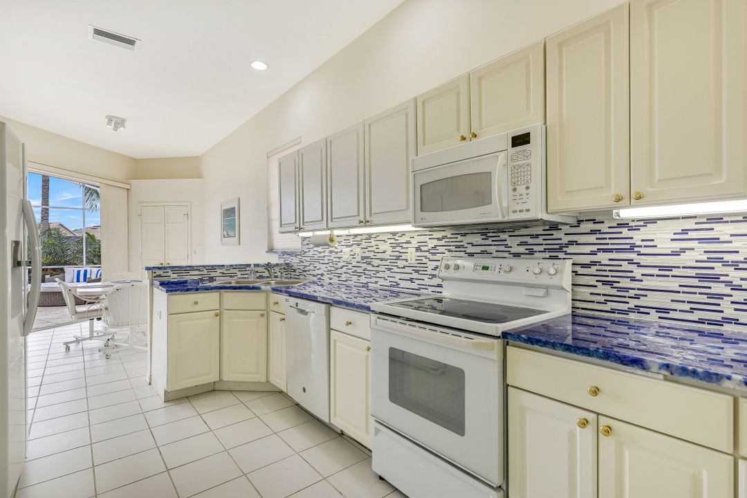 28448 Highgate Dr, Bonita Springs, FL 34135