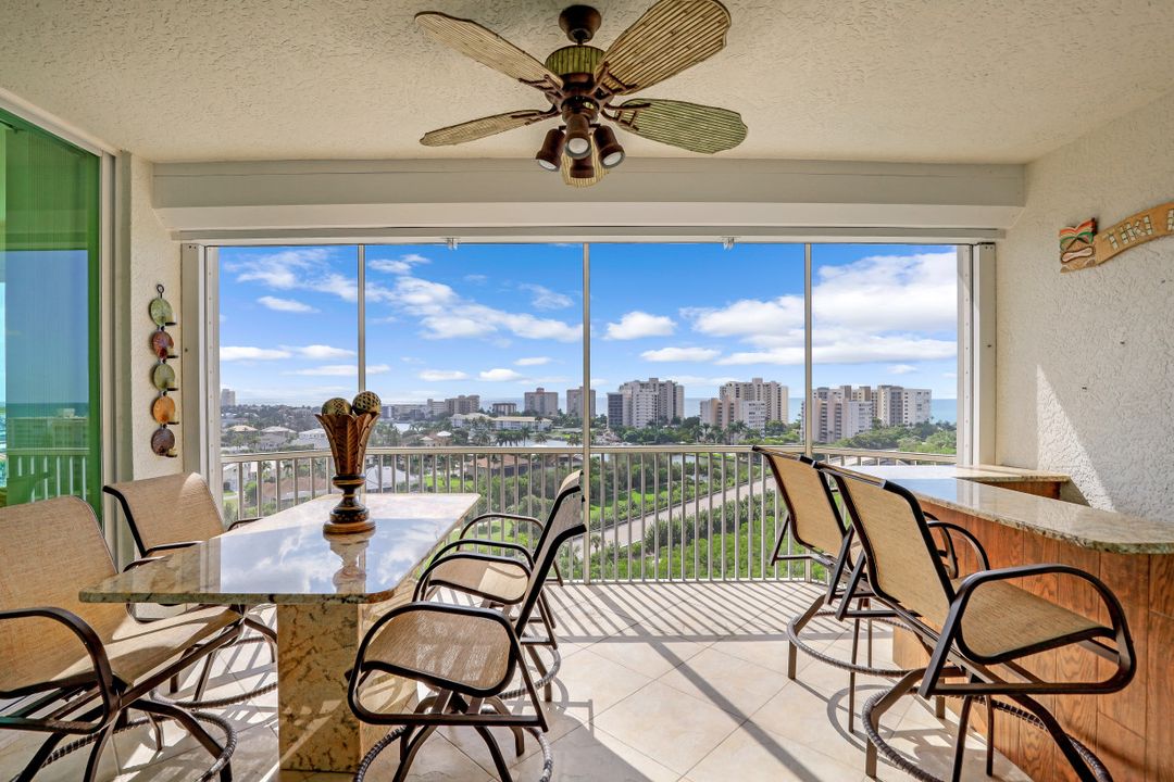 300 Dunes Blvd #1004, Naples, FL 34110