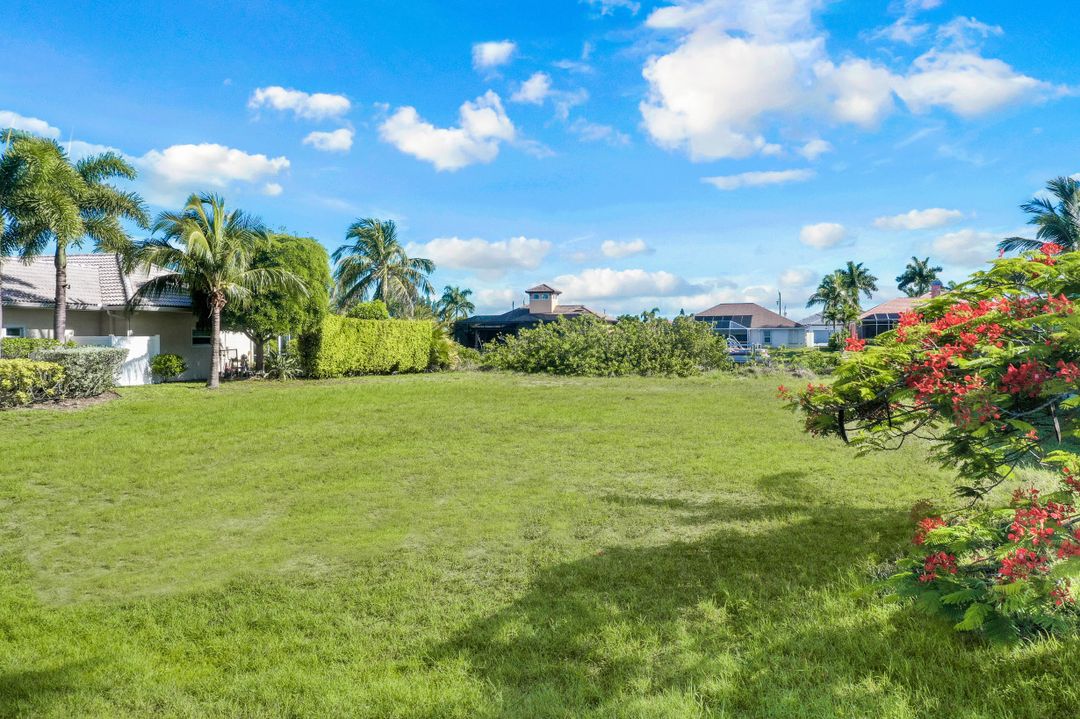 4101 NW 11th St, Cape Coral, FL 33993