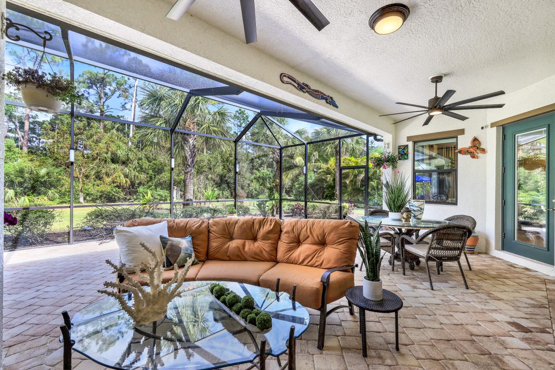 2303 Somerset Pl, Naples, FL 34120