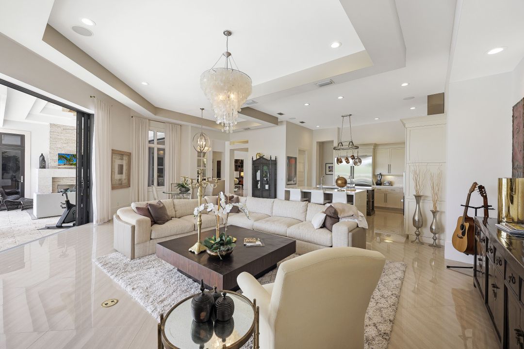 26171 Woodlyn Dr, Bonita Springs, FL 34134