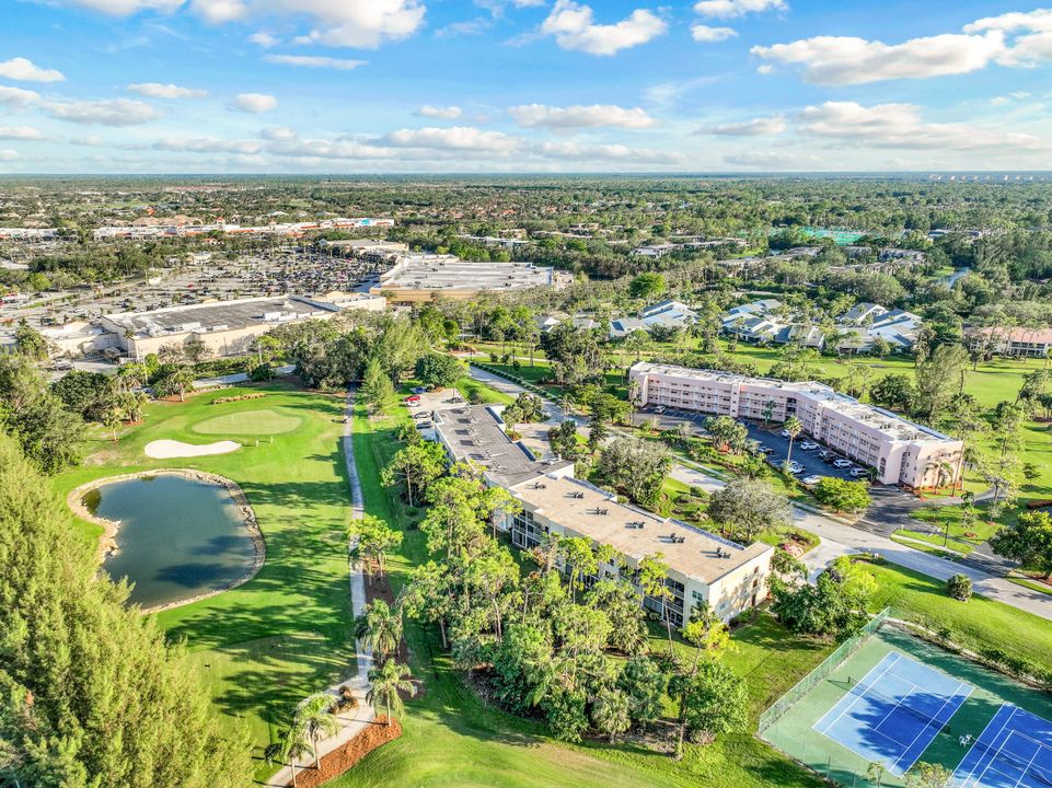 501 Forest Lakes Blvd #205, Naples, FL 34105