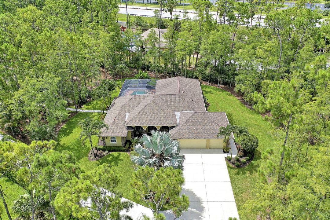 940 Oakes Blvd, Naples, FL 34119